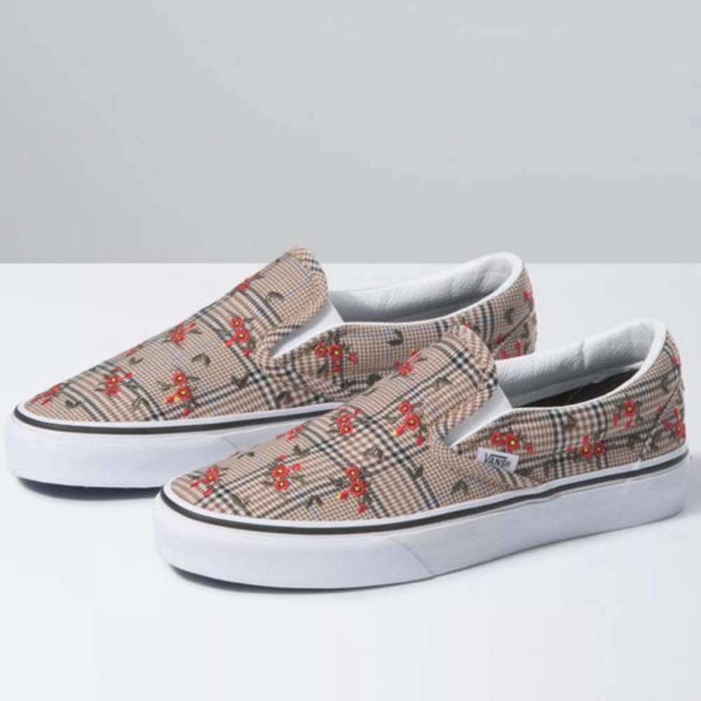 Vans Classic Slip-On Flowers 🌸 🌷🌺